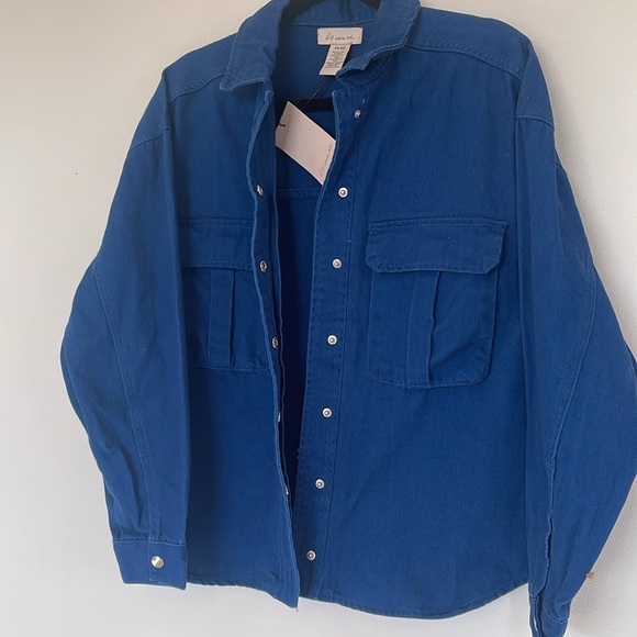 NWT ‘If It Were Me’ Snap Front Oversized Trucker Utility Blue Jacket Size XS - Picture 4 of 5